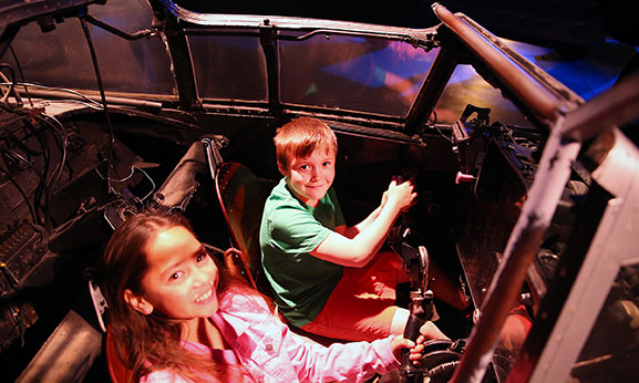 Climb-Inside_Display Climb-Inside_Display