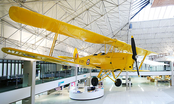 De-Havilland-D.H.82A-Tiger-Moth-Mk.II_AFMWeb De-Havilland-D.H.82A-Tiger-Moth-Mk.II_AFMWeb