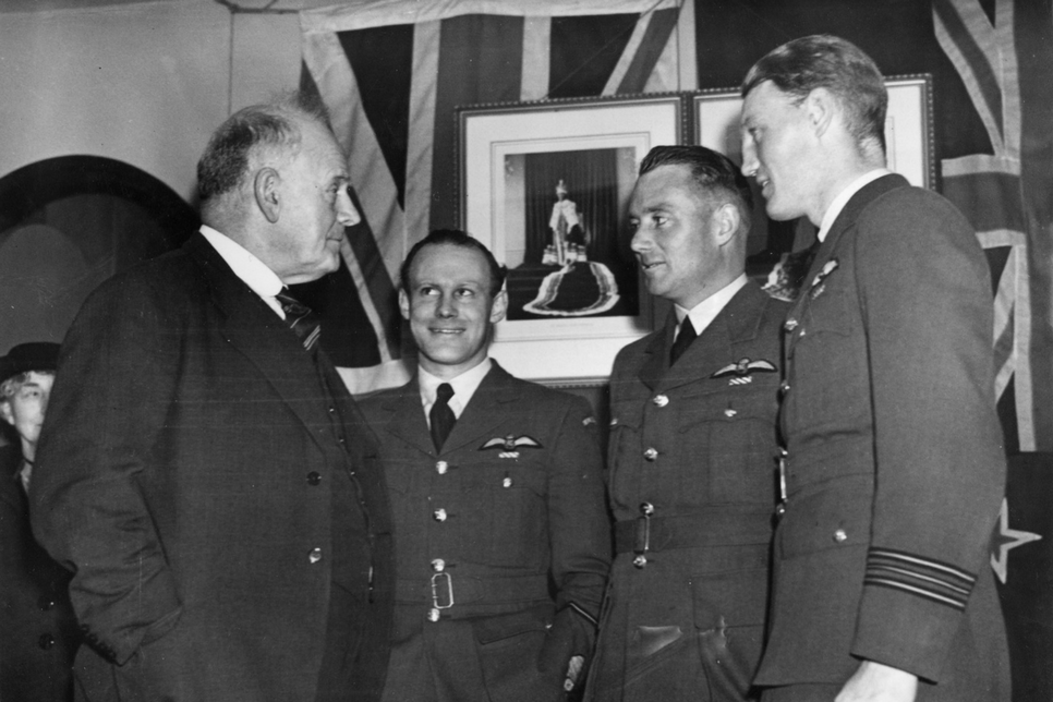 Lamason at New Zealand Forces Club Lamason at New Zealand Forces Club