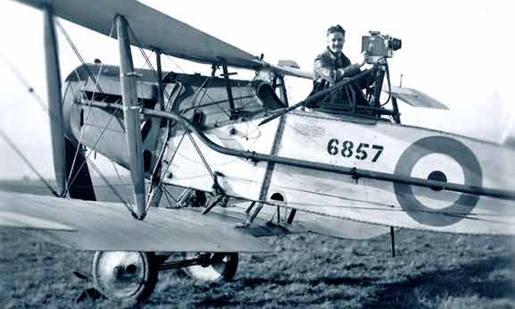 F2B-6857-with-F-McKechnie_web F2B-6857-with-F-McKechnie_web