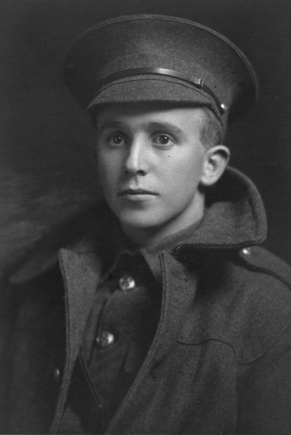 2019-064.17_p2 Portrait of Henry Clifford Leese 21/13, New Zealand Army. From the collection of the Air Force Museum of New Zealand.