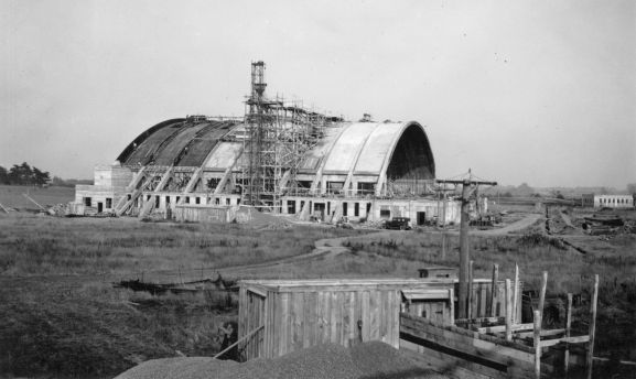 Concrete arch hangar under construction at Ohakea, circa 1939 Construction of one of the concrete arch hangars at RNZAF Station Ohakea. Ready to pour the concrete for the last section of arch.