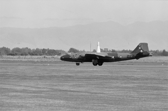 Air Force Day '81 Canberra RAAF Canberra A84-229 taxiing for a flying display at Air Force Day '81, Ohakea. Image ref OhG485-81, RNZAF Official.